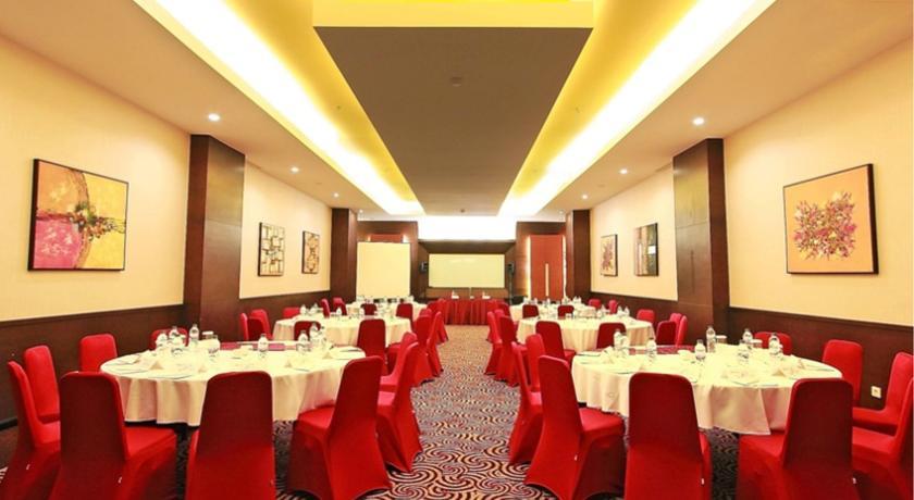 Apartemen 1 Bedroom Solo Paragon Surakarta Luaran gambar
